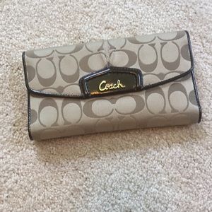 Large Coach Wallet